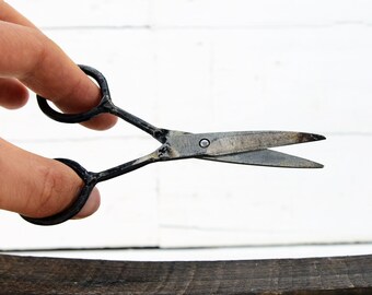 Vintage Sewing Scissors: Small Cloth Scissors, 1960s Fashion Studio Gift