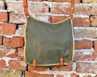 Military Canvas Bag, Distressed Canvas Leather Military Bag, Green Color Messenger Crossbody Bag, Vintage Shoulder Army Bag, School bag