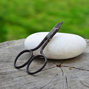 Vintage scissors, Small scissors, Antique scissors