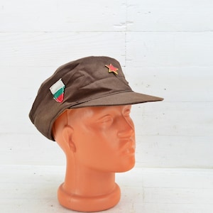 Vintage Military Soldier’s Cap – Size 56, Felt with Red Star & Flag Patch