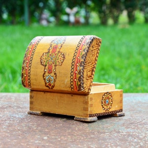 Vintage Wooden Pyrography Box, Old Wood Jewellery Box, Pencil Case Colorful Wooden Box, Vintage Wooden Jewelry Box, Pyrography Box.