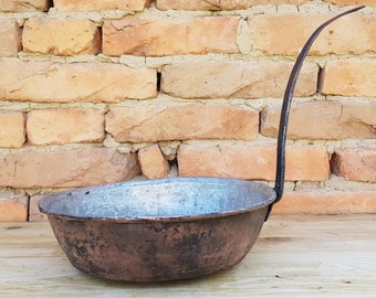 Antique copper fry pan, Large copper fry pan, Copper pan with iron handle, Hand hammered copper XIX century, Vintage Decor, Rustic Decor,