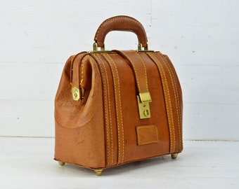 Sac, sac en cuir authentique, nag en cuir brun clair, sac rétro, sac de soirée, sac fait main, fabriqué en Italie
