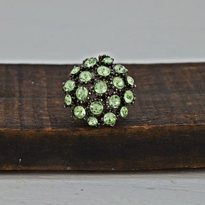 Vintage Green Stone Ring (40mm)