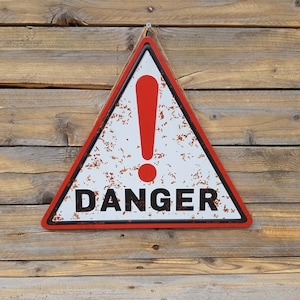 Rote Gefahr: Metall Achtung Schild (33.39 x 33.39 Zoll)