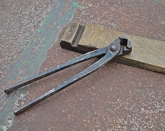 Vintage 10 Inch End Cutting Pliers DIN ISO 9242A Blacksmith Tool