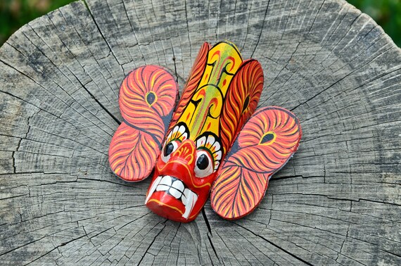 手描きの木製マスク：アフリカの壁装飾（3.94インチ） - Etsy 日本