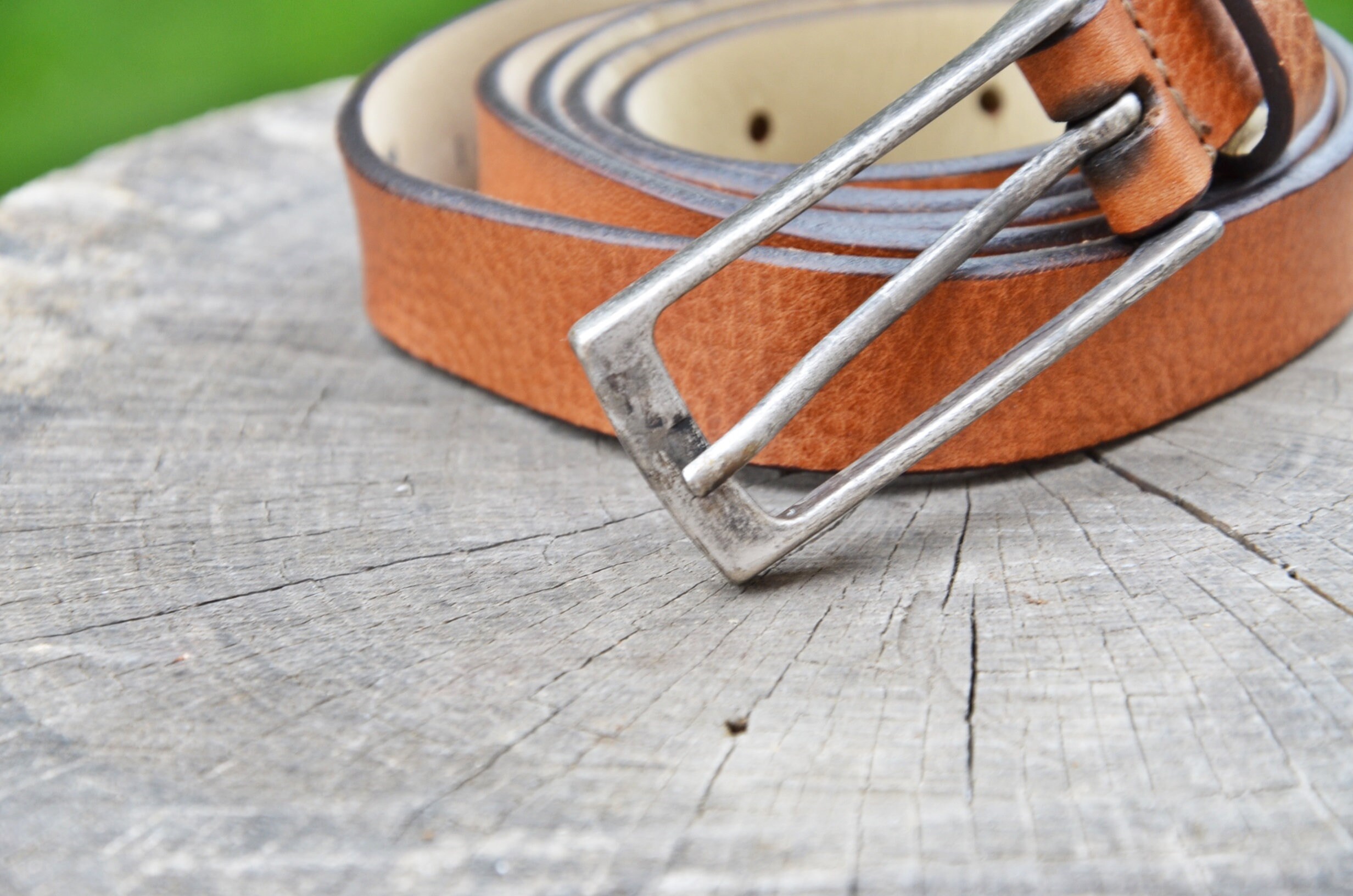 Vintage Women's Leather Belt – Fabiana Filippi Made in Italy Vintage Women's Leather Belt – Fabiana Filippi Made in Italy