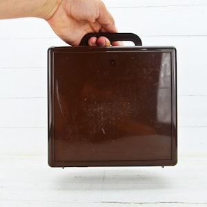 boîte en plastique vintage, étui à outils en plastique, valise en plastique