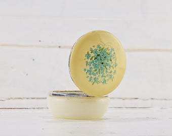 Vintage Floral Trinket Box: Retro Jewelry Storage