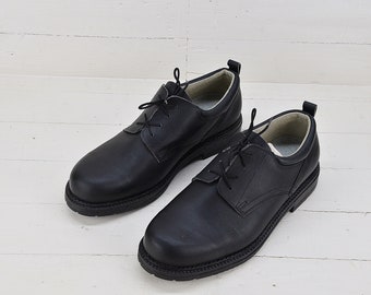 Botas de montaña de cuero vintage de los años 90 (talla 43, estilo retro, sin usar)