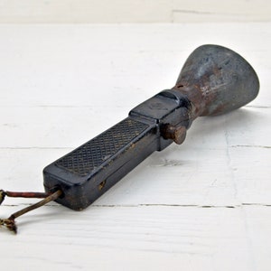 Vintage Mechanic’s Trouble Light | 1960s Retro Workshop Lamp