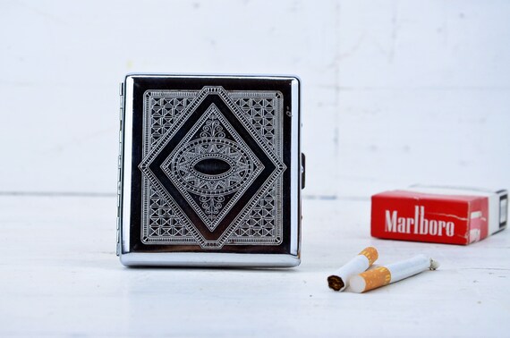 Cigarette case, Vintage metal cigarette case, Old