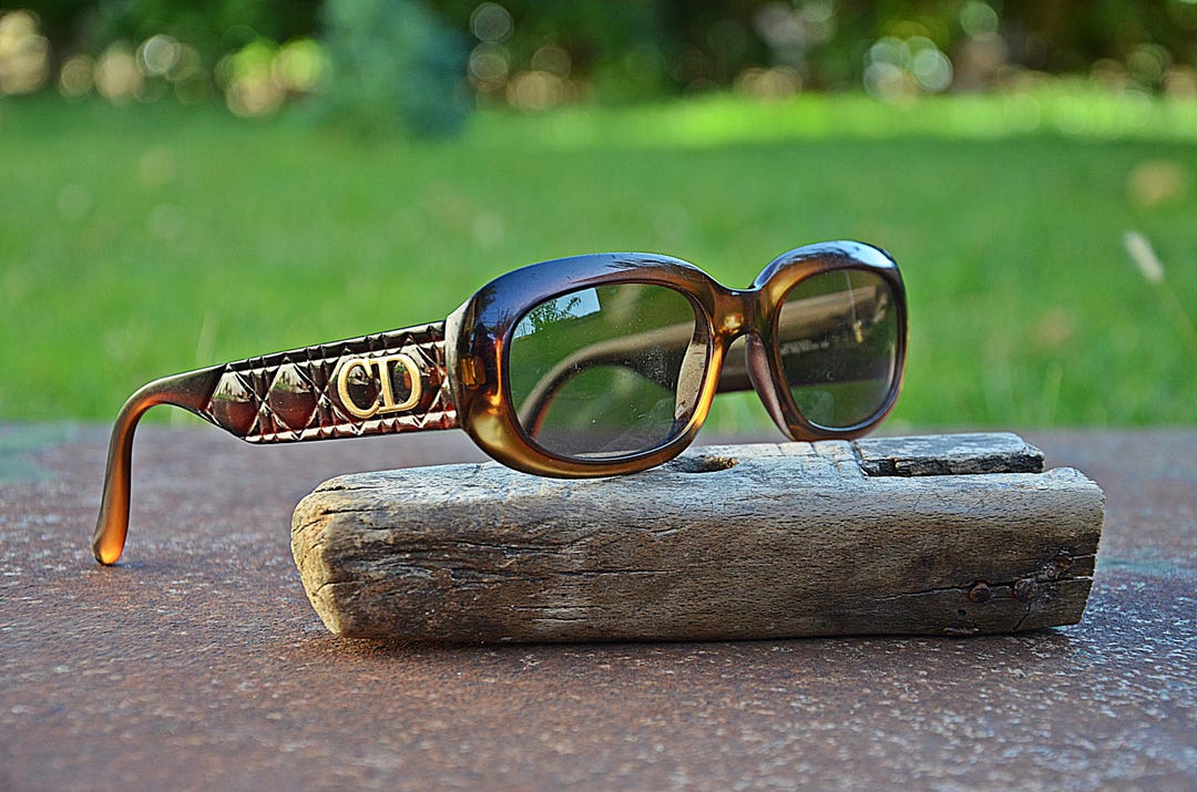 Buy Vintage Christian Dior Sunglasses – 1990s Tortoise Shell  display picture 1