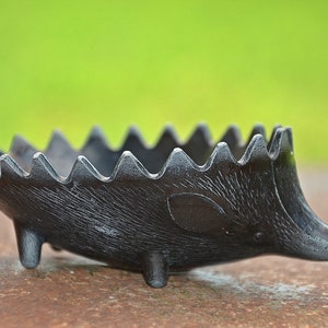 Vintage metal ashtray hedgehog, Ashtray animal figurine, Table decor, Retro tobacco, Walter bosse style, Medium size