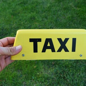 Vintage Taxi Cab Sign: 12 Volt Magnetic Plate