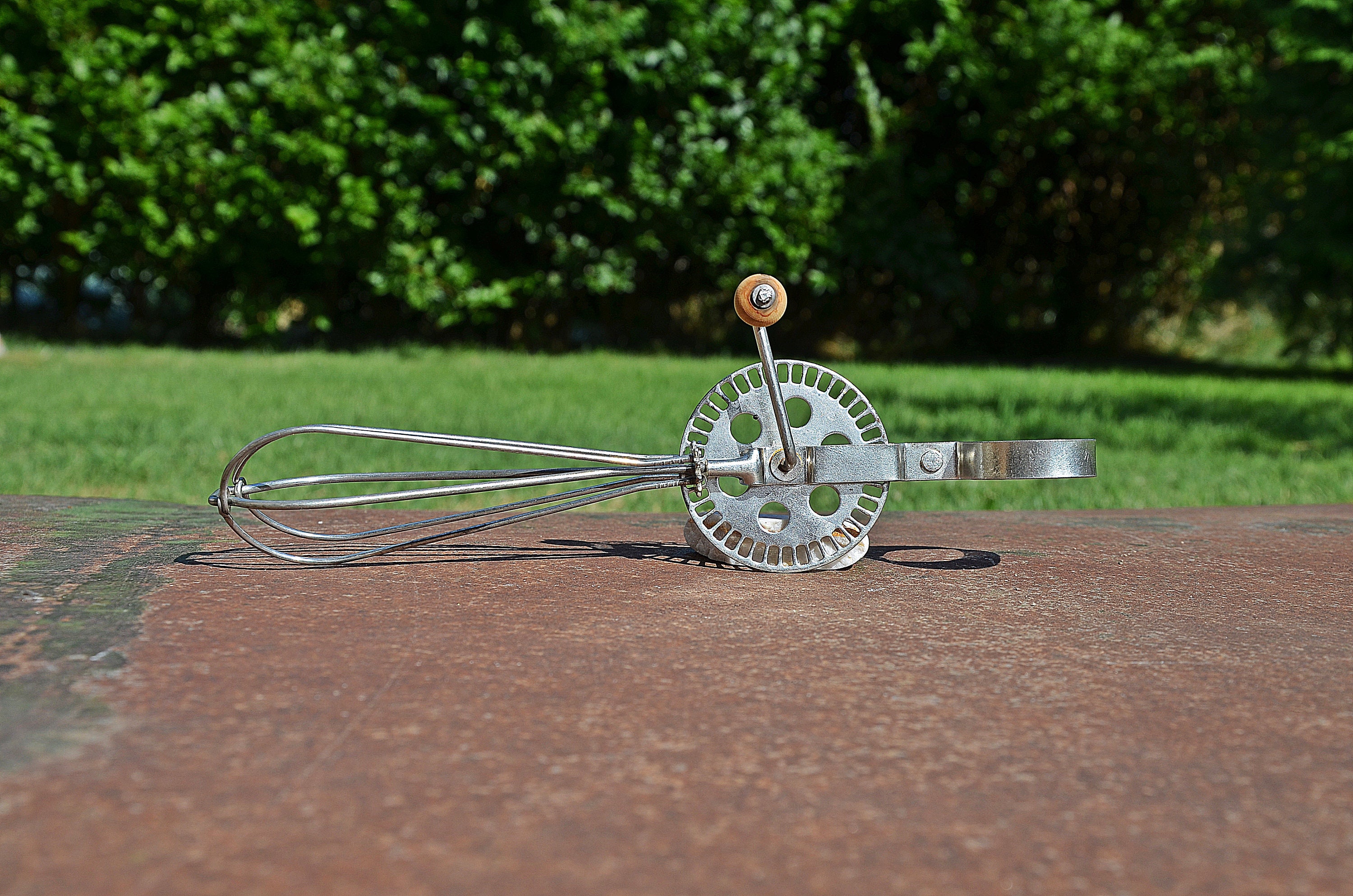 Vintage egg Beater Mixer (JL) Vintage egg Beater Mixer (JL)