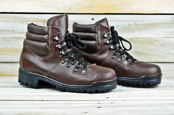 Bergschoenen Echt leer Vintage laarzen Excursie schoenen Echte lederen militaire schoenen MLADOST Made in Bulgarije Ongebruikte leger schoenen Etsy Belgie