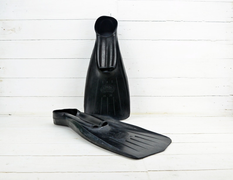 Vintage Sirena Flippers Black Rubber Swimming Fins Size 36 38 Etsy vintage-sirena-flippers-black-rubber-swimming-fins-size-36-38-etsy