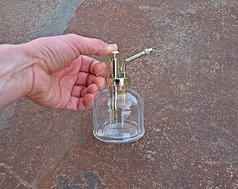 Vintage Inspired Glass Plant Mister: Decorative Spray Bottle