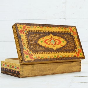 Vintage Pyrography Wooden Box: Hand-Painted Jewelry Storage