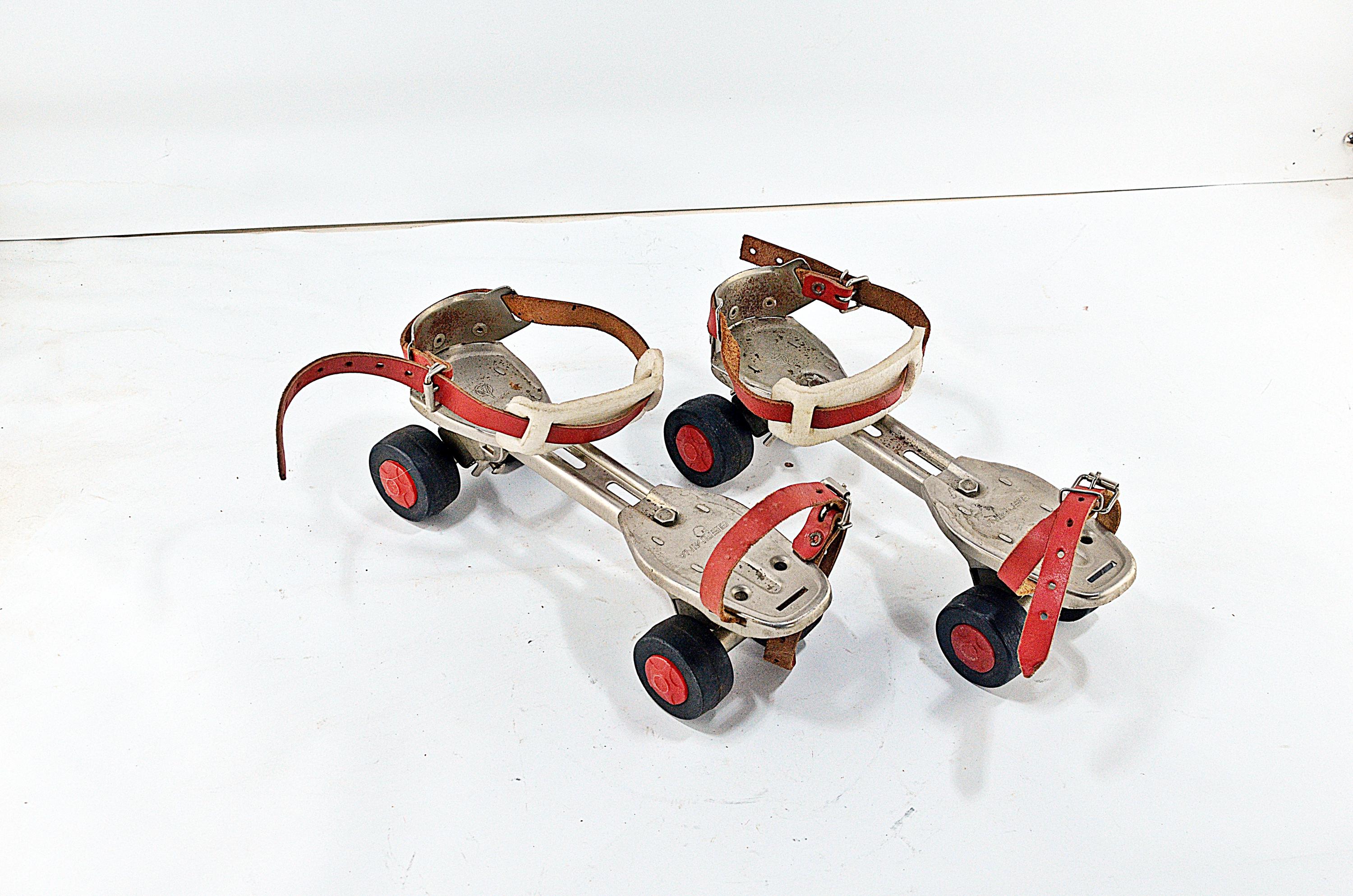 Patins à Roulettes Vintage Années 60 - À Rénover - Marron - Fabriqués UK