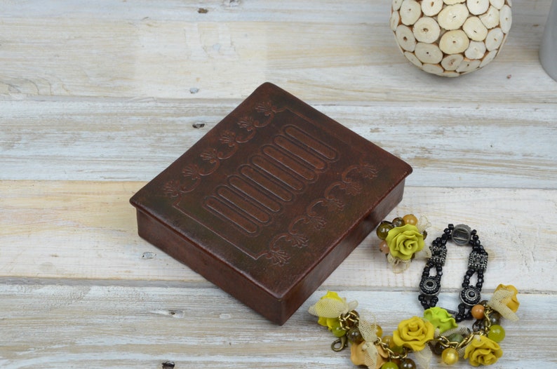 Leather Box Round Leather Box large leather Box Leather Trinket Box UNIQUE Vintage Brown Genuine Leather Box Leather Jewelry Box