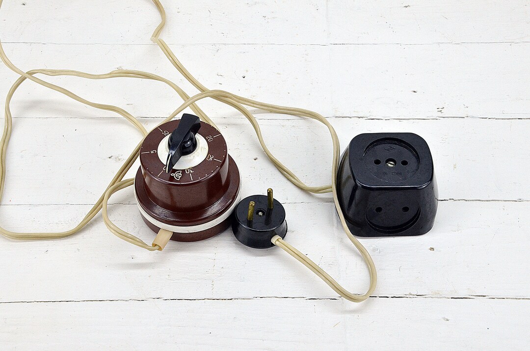 Vintage Power Strip With Current Timer - Etsy