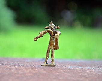 Modernist Bronze Dance Figurine – Abstract Movement Sculpture, Vintage Décor