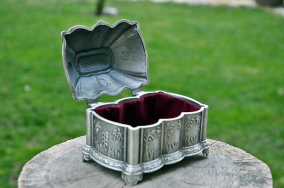 Jewelry Box,  Vintage Box, Metal Jewelry Box, Vin… - image 8