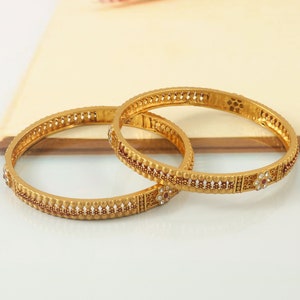Vergoldete Blumen Armreifen - Kubikzirkon Armreifen - Hochzeits Armbänder - Handgefertigte Gold Armreifen - Indisches Armband - Traditioneller Jaipur Schmuck