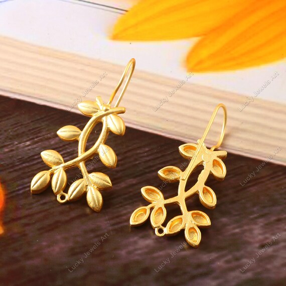 Orecchini Pendenti Fiore Onice Nero &ndash; Placcati Oro 18kt &ndash; Eleganti E Petite