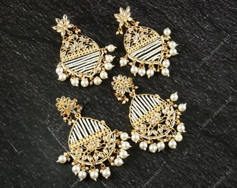 Pendientes Kundan chapados en oro - Pendientes de racimo de perlas - Pendientes florales largos -Pendientes de boda indios - Joyería tradicional de dama de honor nupcial