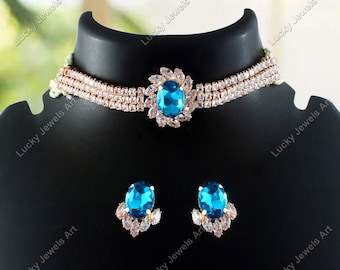 Gargantilla de diamantes solitarios - Conjunto de collar de cuarzo azul suizo con pendientes -Collar de boda con cuentas blancas - Collar de dama de honor nupcial tradicional