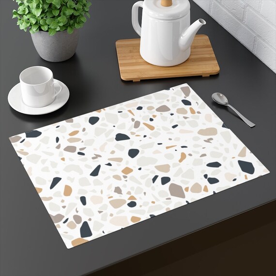 RLDOBOFE Placemats, 1 eettafel, placemats, aardbei, antislip, pvc, hittebestendig, geweven placemat voor keuken, wasbare tafelplacemats voor salontafel, buiten