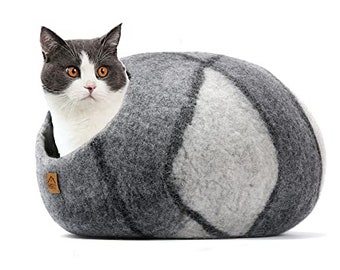 sturdy outside & cuddly soft inside Cat bed cat cave cat house XL light grey ecocasa handmade of New Zealand wool also for big cats