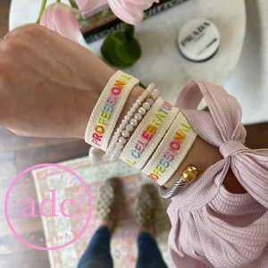 ブレスレット Prada Two-Tone Suede And Fabric Bracelet Prada Dual-tone suede and fabric bracelet | The Fashion Square