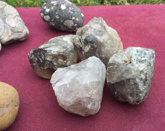 Mezcla de cristales escoceses de 500 g: ágata, cuarzo, jaspe y fósil para pulir.