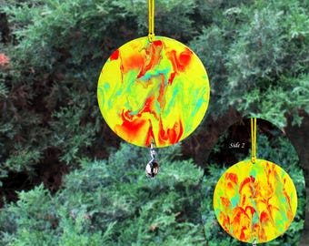 Carillon hippie style années 60 : attrape-soleil suspendu polyvalent, CD peint de manière abstraite sur les deux faces