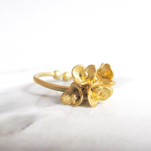 Adjustable Dainty Violet Flower Ring, 18K Gold Plated Bellflower Ring, Handmade Boho Poppy Dangle Ring, Vintage Romantic Rose Bouquet Ring