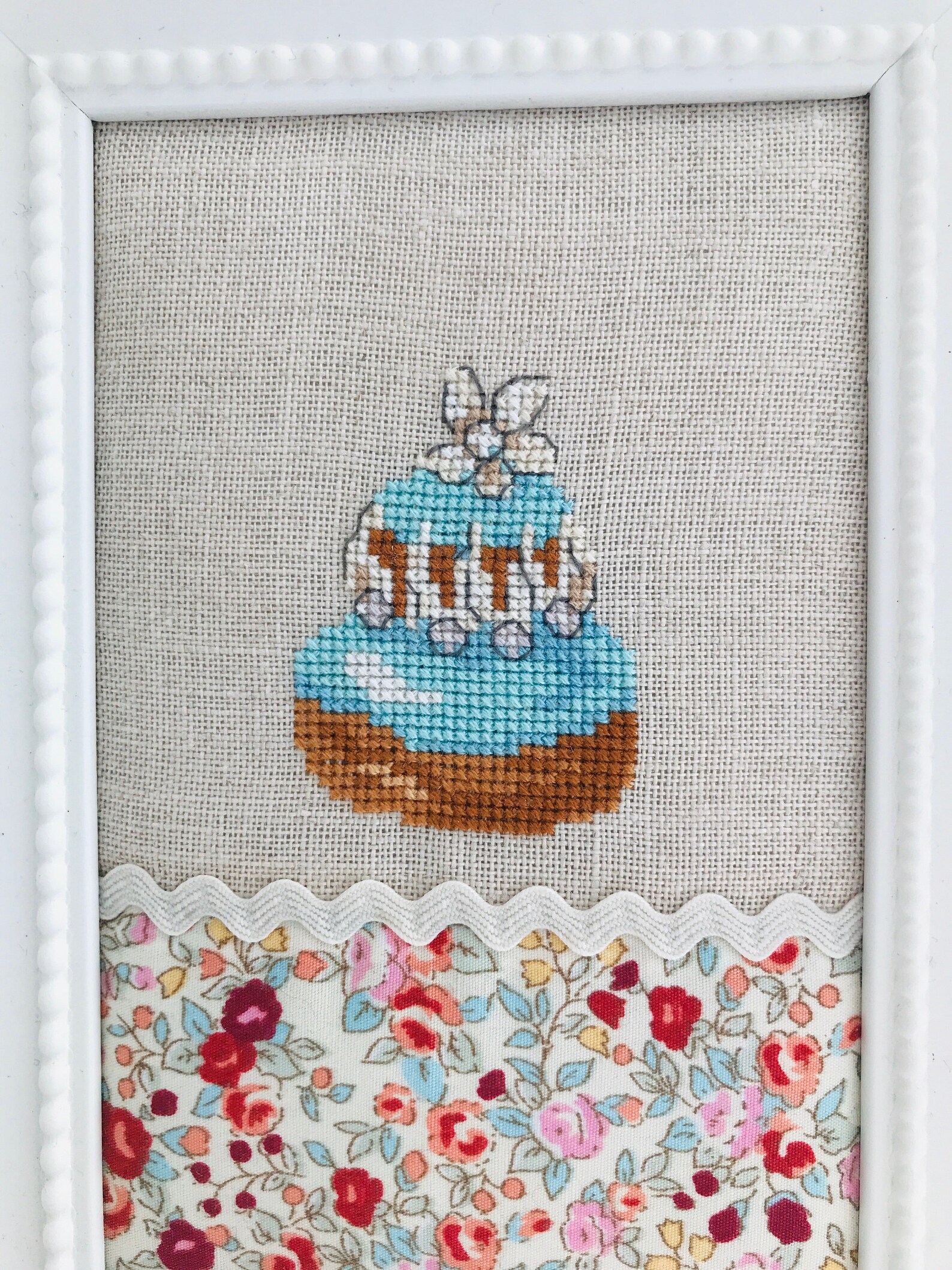 Hand Embroidered Frame Wooden Frame Kitchen Decoration Cross Stitch Frame Pastry Pattern Unique