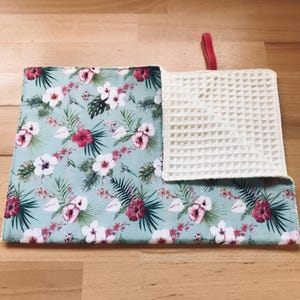 Hand-sewn honeycomb hand towel / cotton-lined hand towel / original fabric hand towel with floral patterns / spring decoration