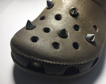 crocs spike jibbitz