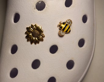 Deluxe Metal Bumblebee Shoe Charm for rubber clogs - Charms for teenagers, Charms for teens, Bee, Bees, Insect, Queen, Adults, Teenager