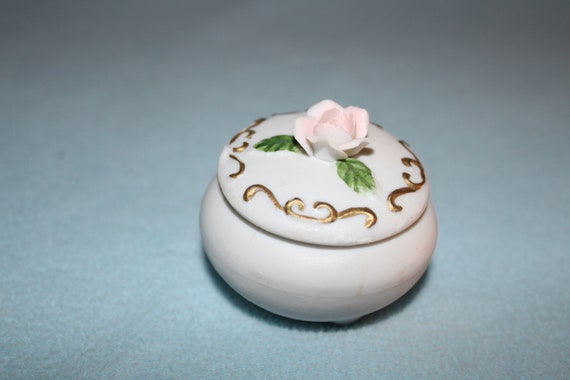 Vintage Small Round Porcelain Bisque Footed Trink… - image 8