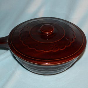 Vintage Mar-Crest Covered Casserole Dish/Bean Pot Oven Proof