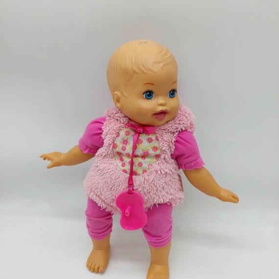 Muñeca bebé de Mattel Little Mommy de 13 pulgadas con chupete para