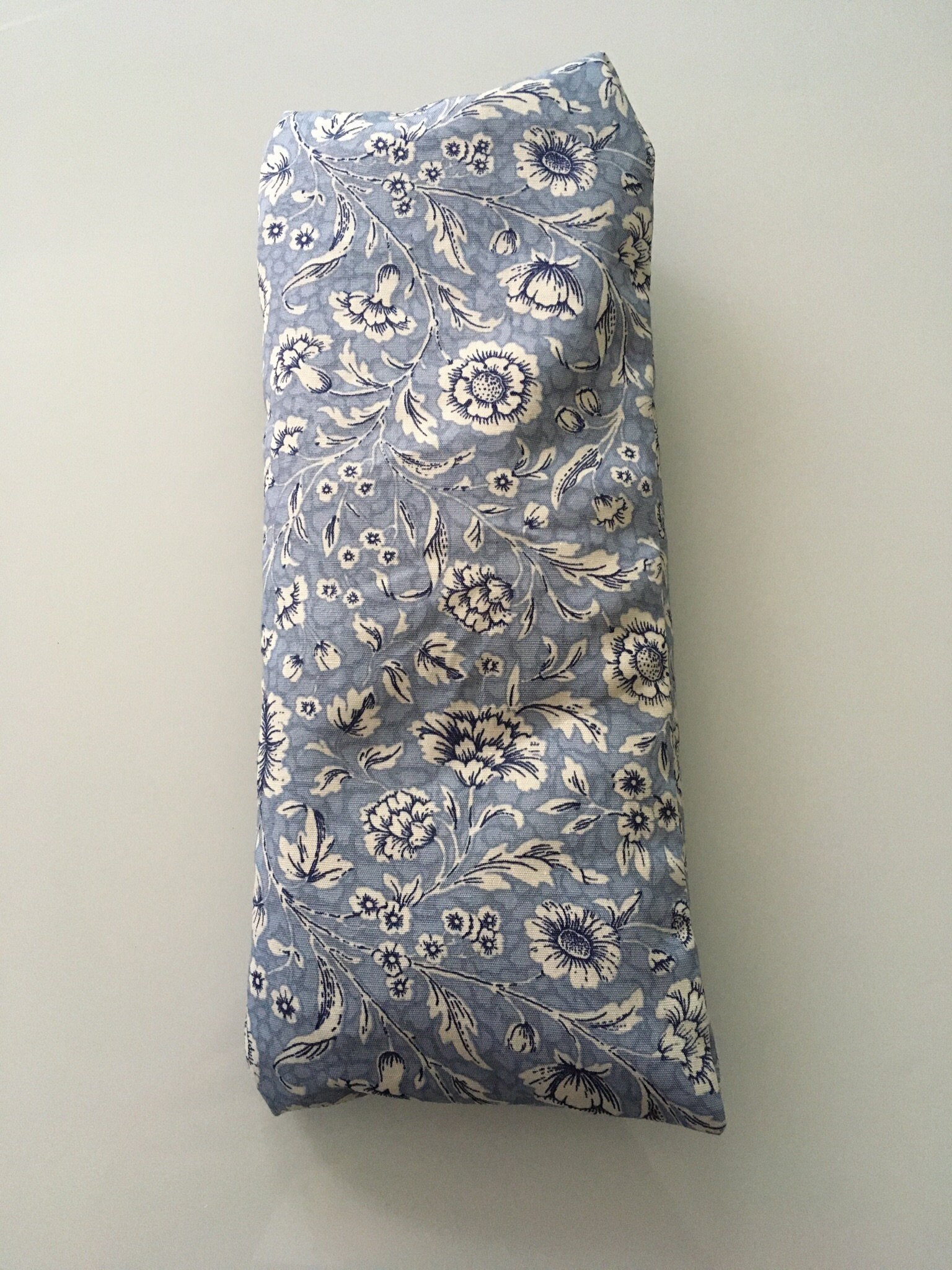 Weighted Aromatherapy Eye Pillow in Lovely Floral Blue fabric Etsy