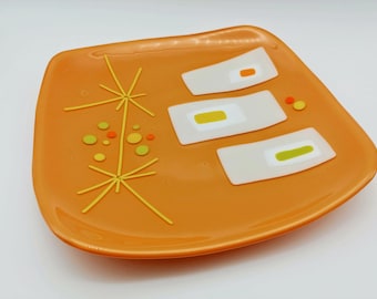 Mid-Century Modern Atomic Retro Graphic Orange with White and Green Large Glass Serving or Decorative Dish Plate