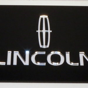 LINCOLN エンブレム メタル製 円形 Amazon.com: British Wire Wheel Zenith Gold 3D Metal Wheel